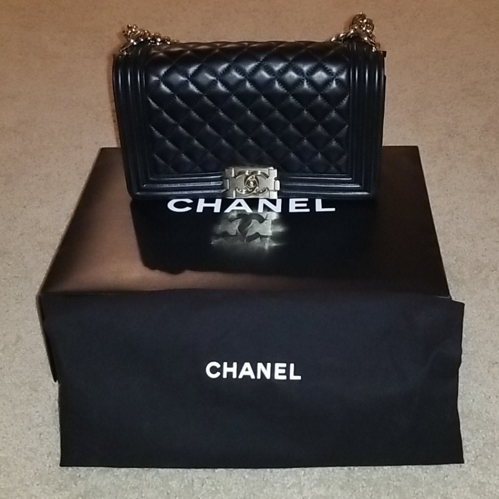 Boy Chanel Handbag (Lambskin Quilted)
